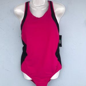 Nike swimsuit size XL NEW
